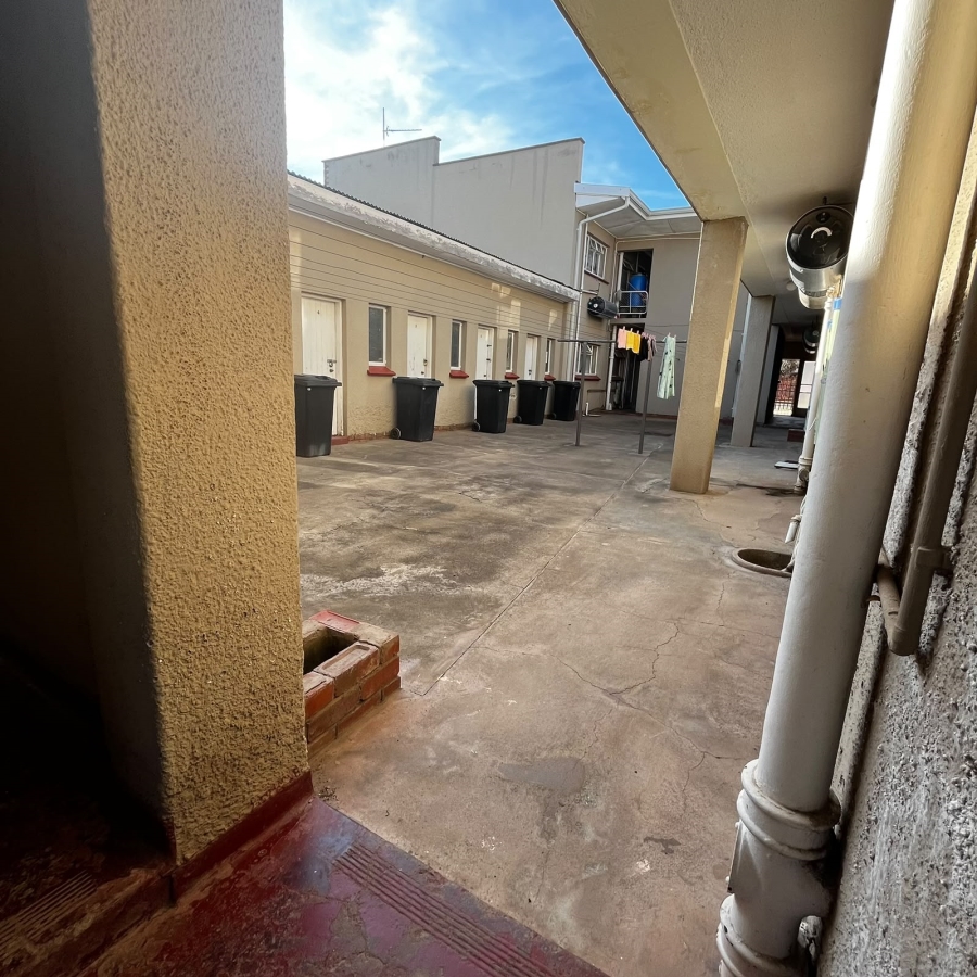 To Let 1 Bedroom Property for Rent in Sandringham Eastern Cape